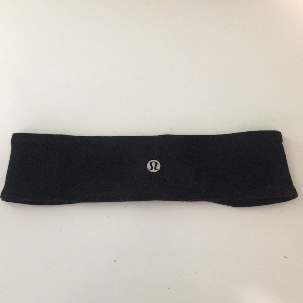 Black lulu headband